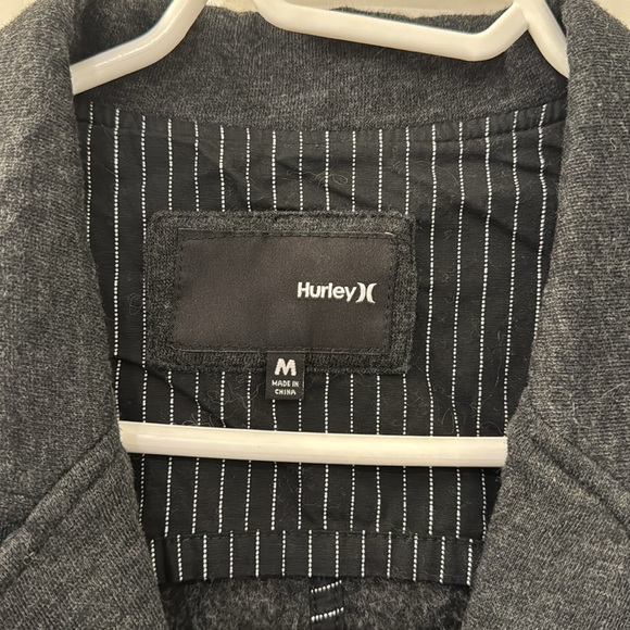 Blazer - Picture 4 of 5